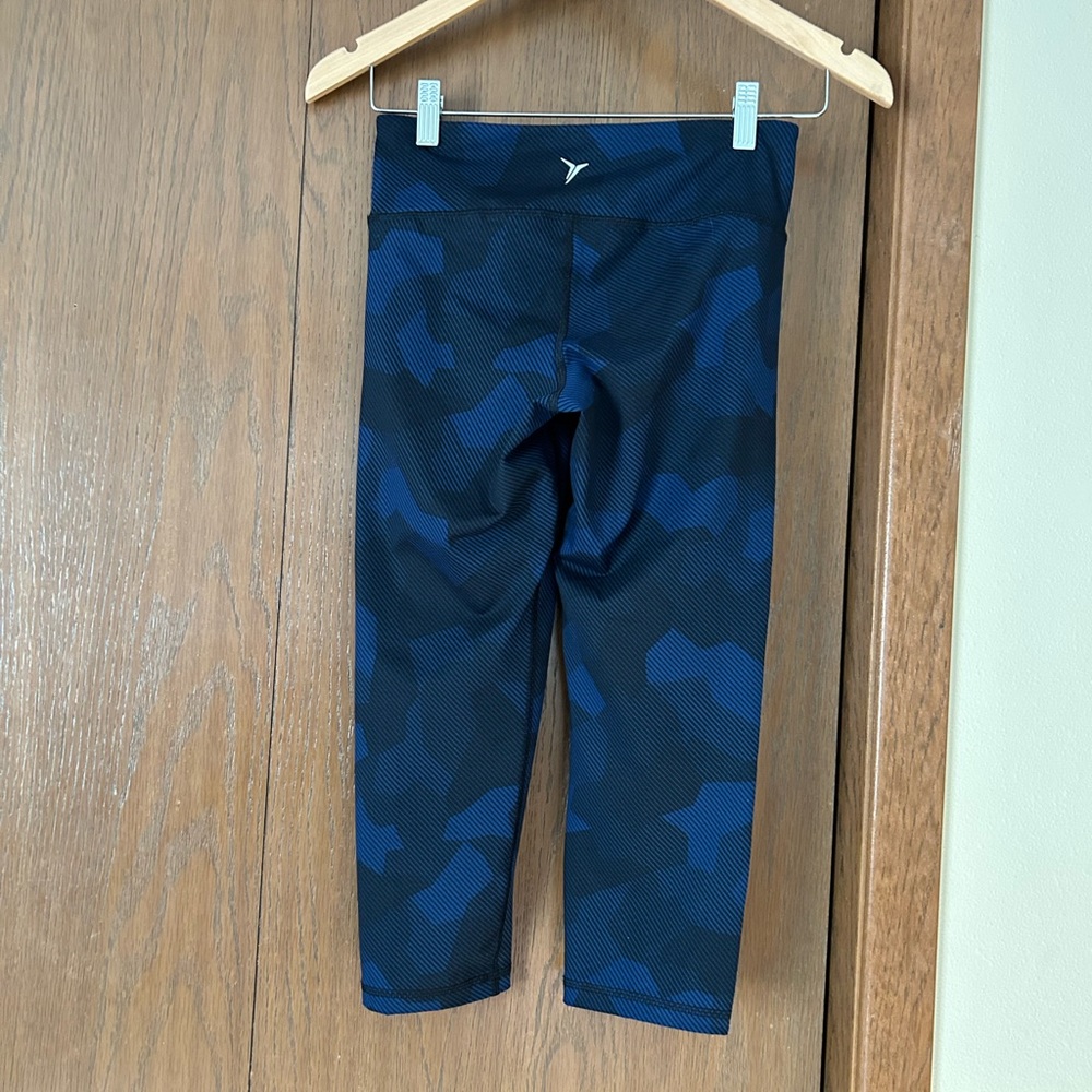 Old Navy athletic capris